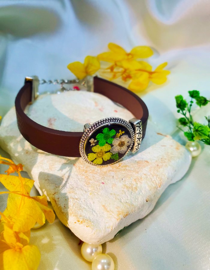 Wildflower Charm Leather Strap Bracelet